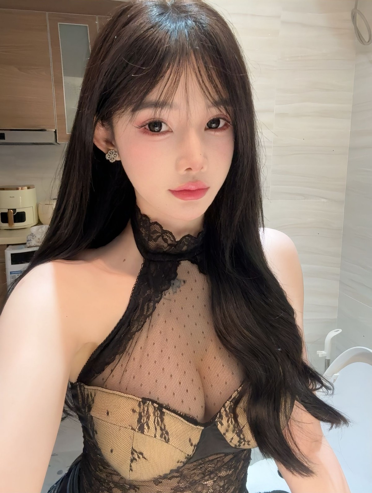 竞秀大奶美女活做的给力
