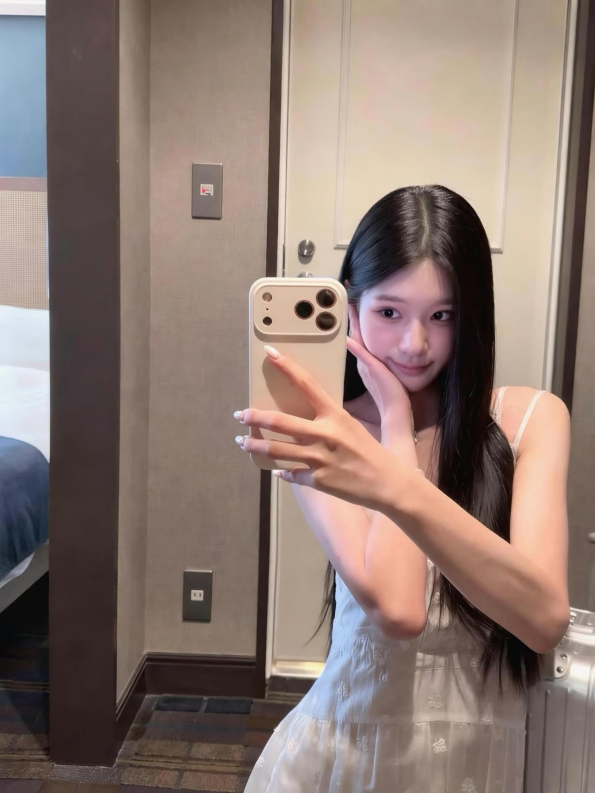 常熟小嫩妹刚入行不久